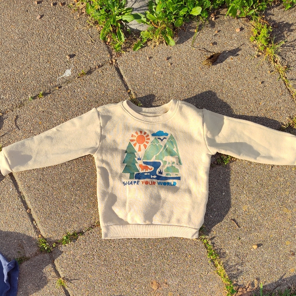 Set of 4 Graphic Sweatshirts Good Condition